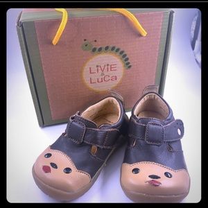 Livie & Luca boys seize 4